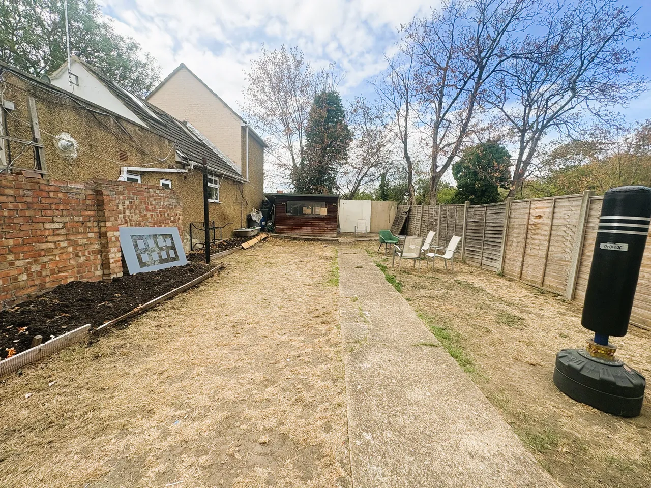 Hounslow Road, Hanworth, TW13, photo 12
