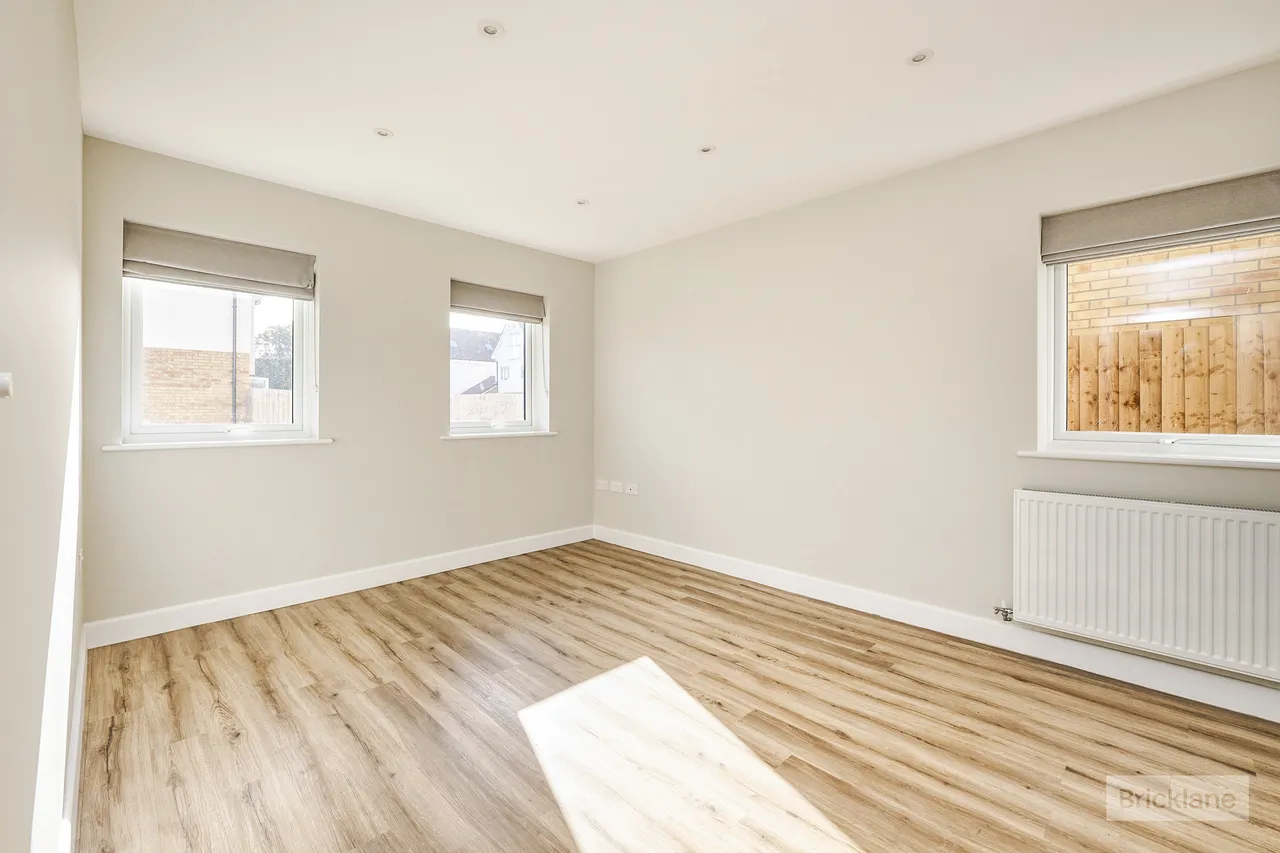 Osprey Place, March, PE15, photo 5