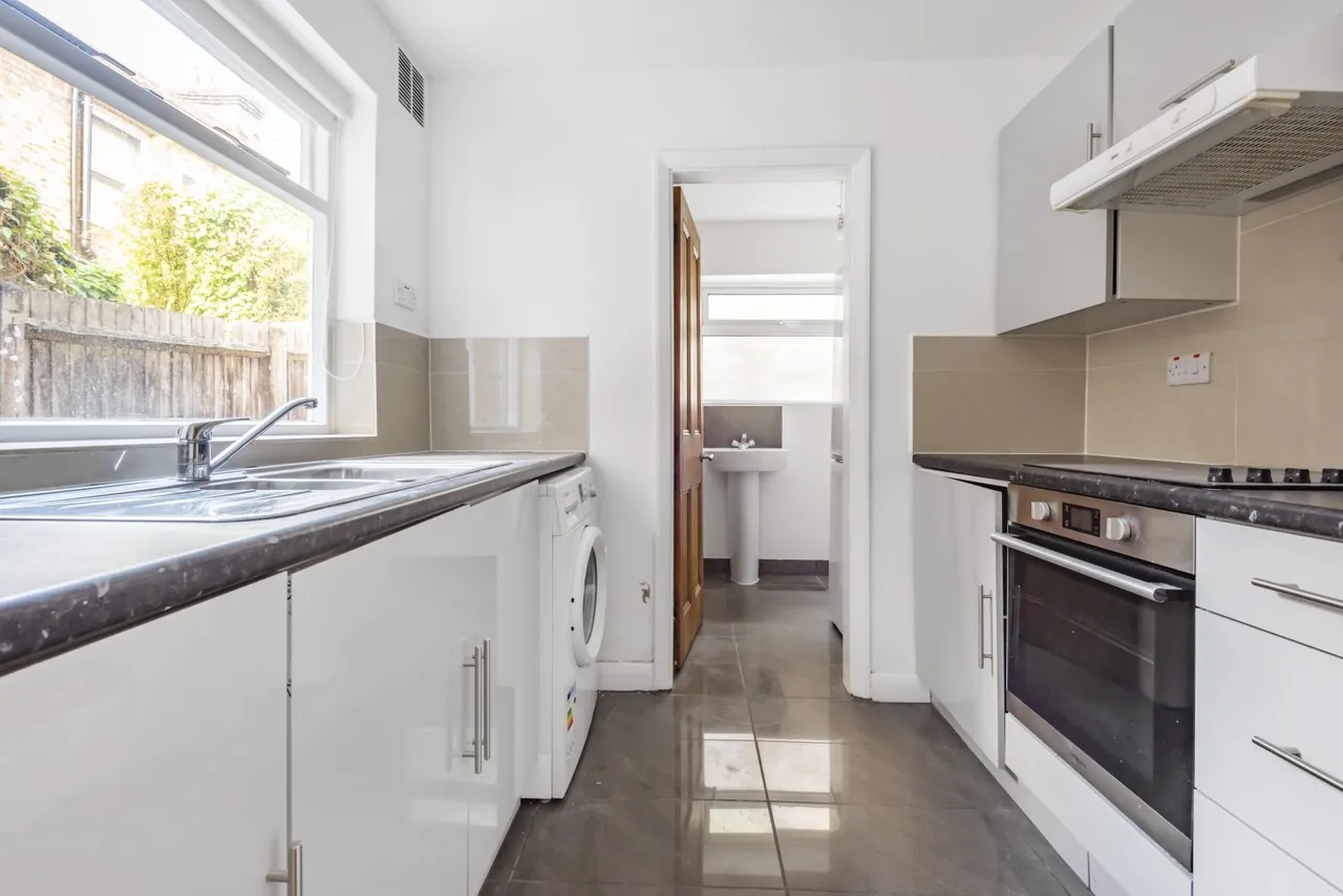 Shooters Hill, London, SE18, photo 2