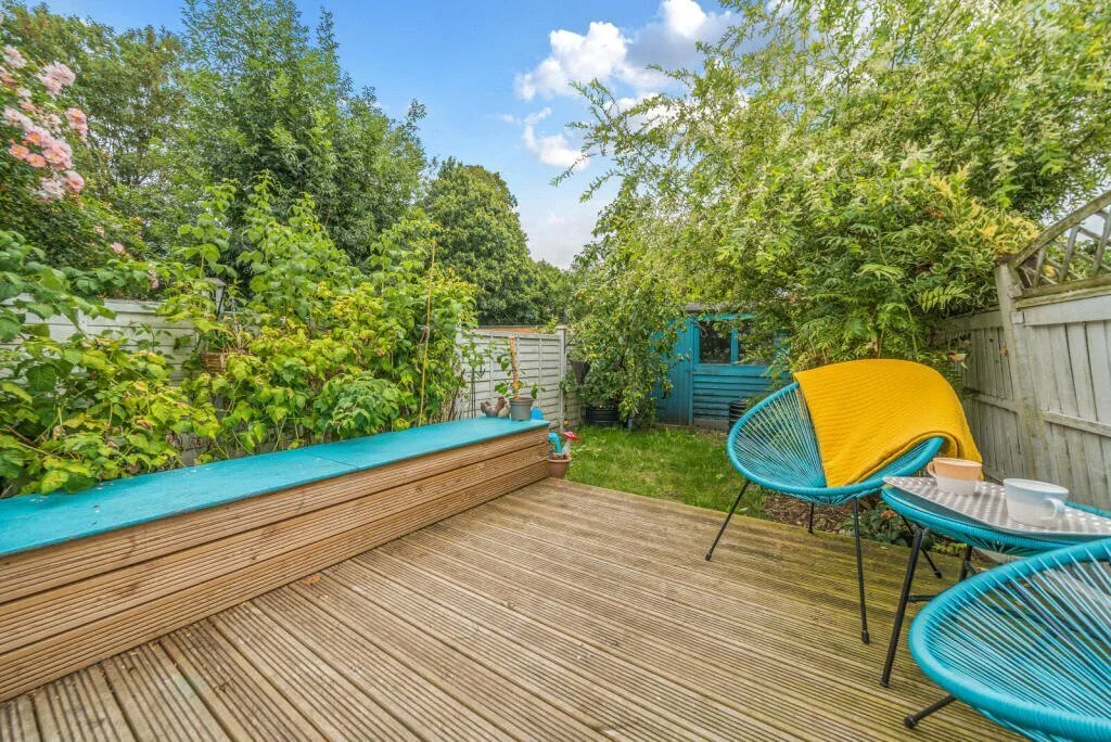 Elizabeth Gardens, Sunbury On Thames, TW16, photo 16
