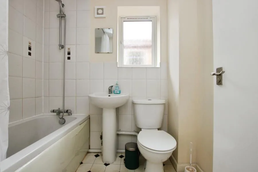 St. Teresas Court, Filton, BS34, photo 11