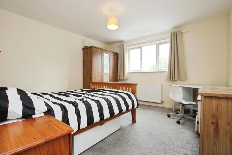St. Teresas Court, Filton, BS34, photo 10