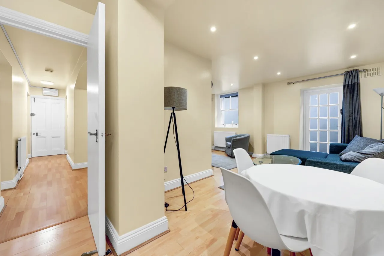 Clerkenwell Road, Clerkenwell, EC1M, photo 23