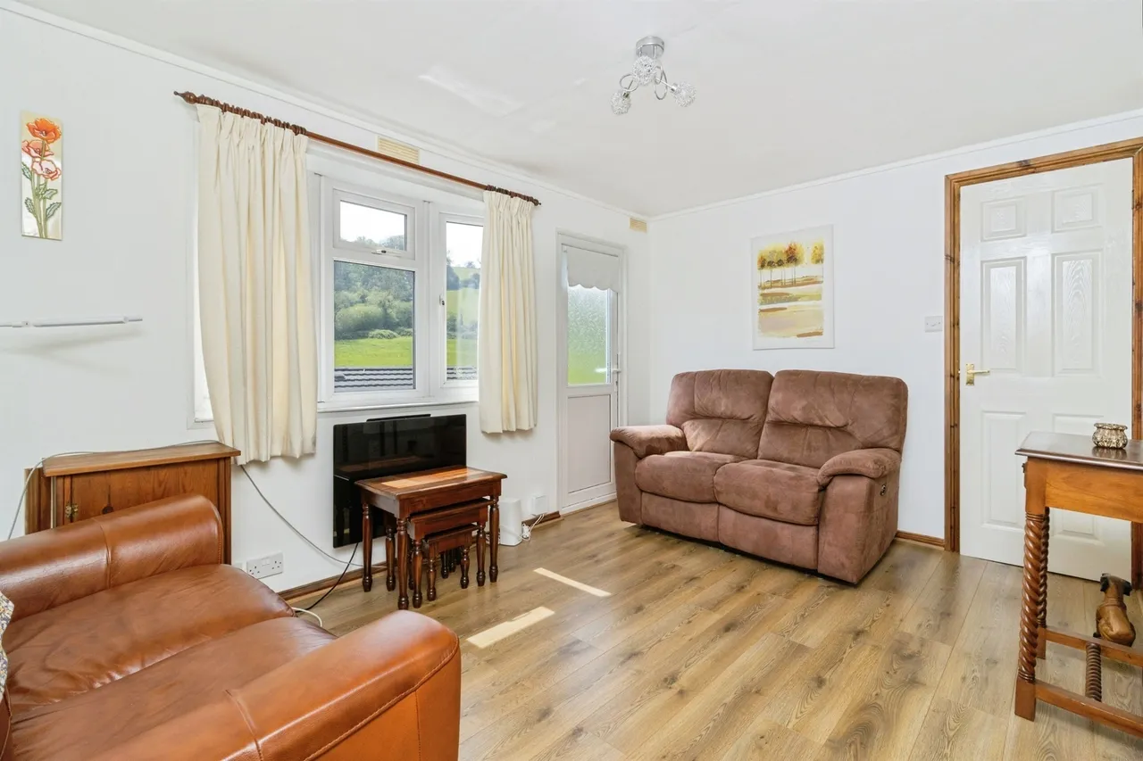 Totnes Road, Paignton, TQ4, photo 6