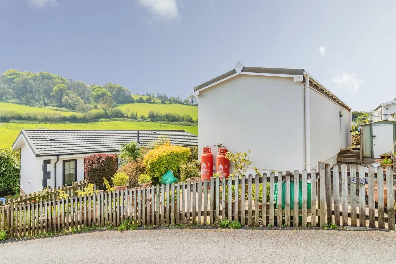 Totnes Road, Paignton, TQ4, photo 12