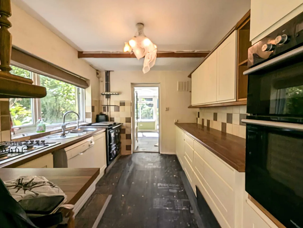 Abbey Close, Taffs Well, Cardiff, photo 4