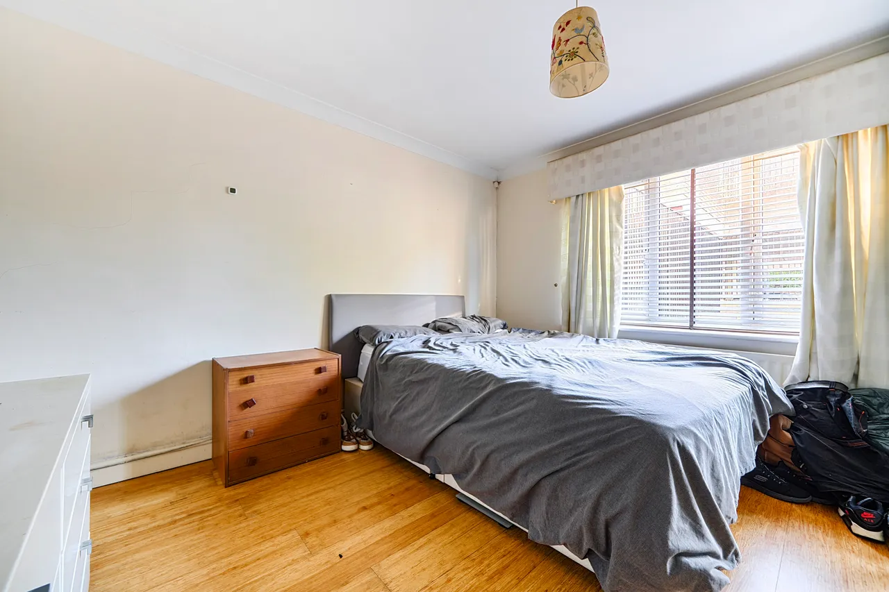 8 Century House, Forty Avenue, Wembley, photo 4