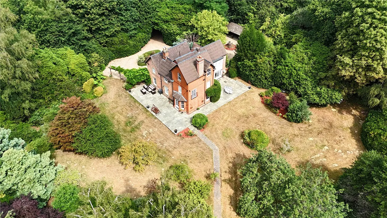 Deepcut Bridge Road, Deepcut, Camberley, Surrey, GU16 6RQ, photo 27