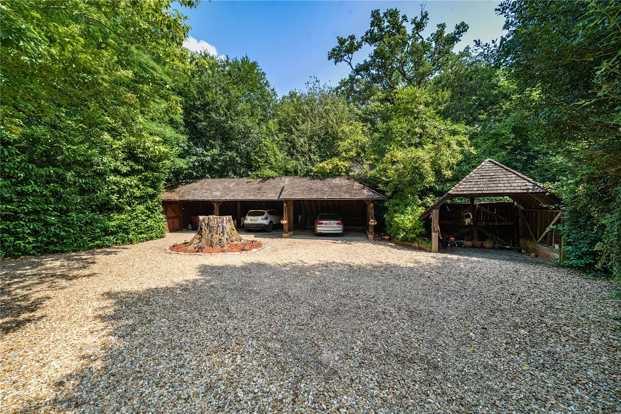 Deepcut Bridge Road, Deepcut, Camberley, Surrey, GU16 6RQ, photo 6