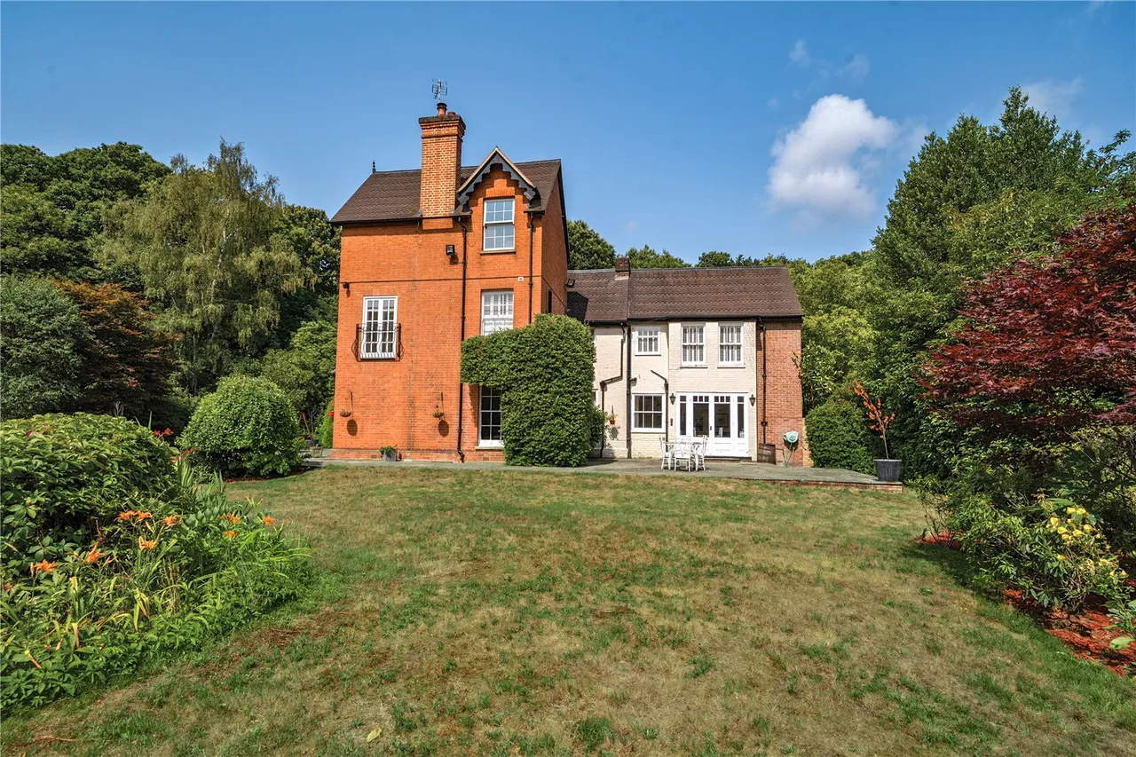 Deepcut Bridge Road, Deepcut, Camberley, Surrey, GU16 6RQ, photo 21