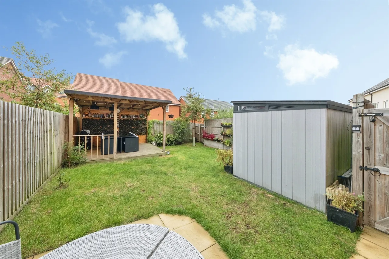 Oswald Way, Buckingham, MK18, photo 22