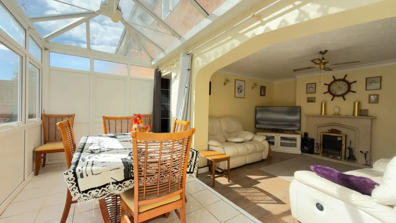 Imjin Road, Cheltenham, GL52, photo 6