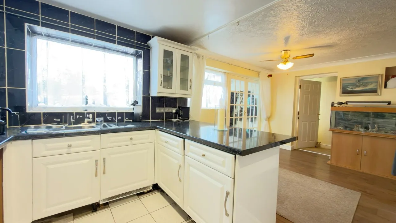 Imjin Road, Cheltenham, GL52, photo 4