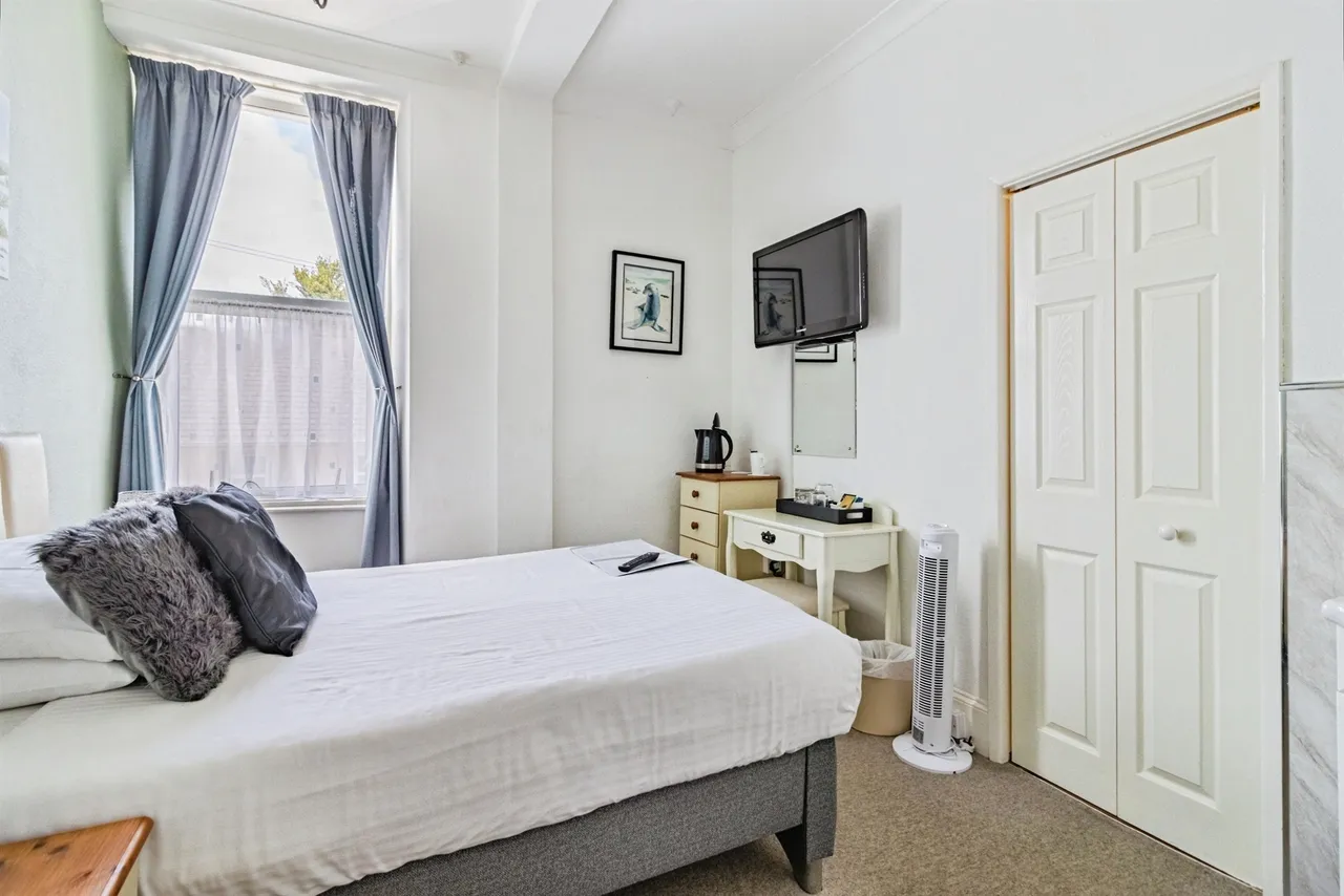 York Road, Torquay, TQ1, photo 12