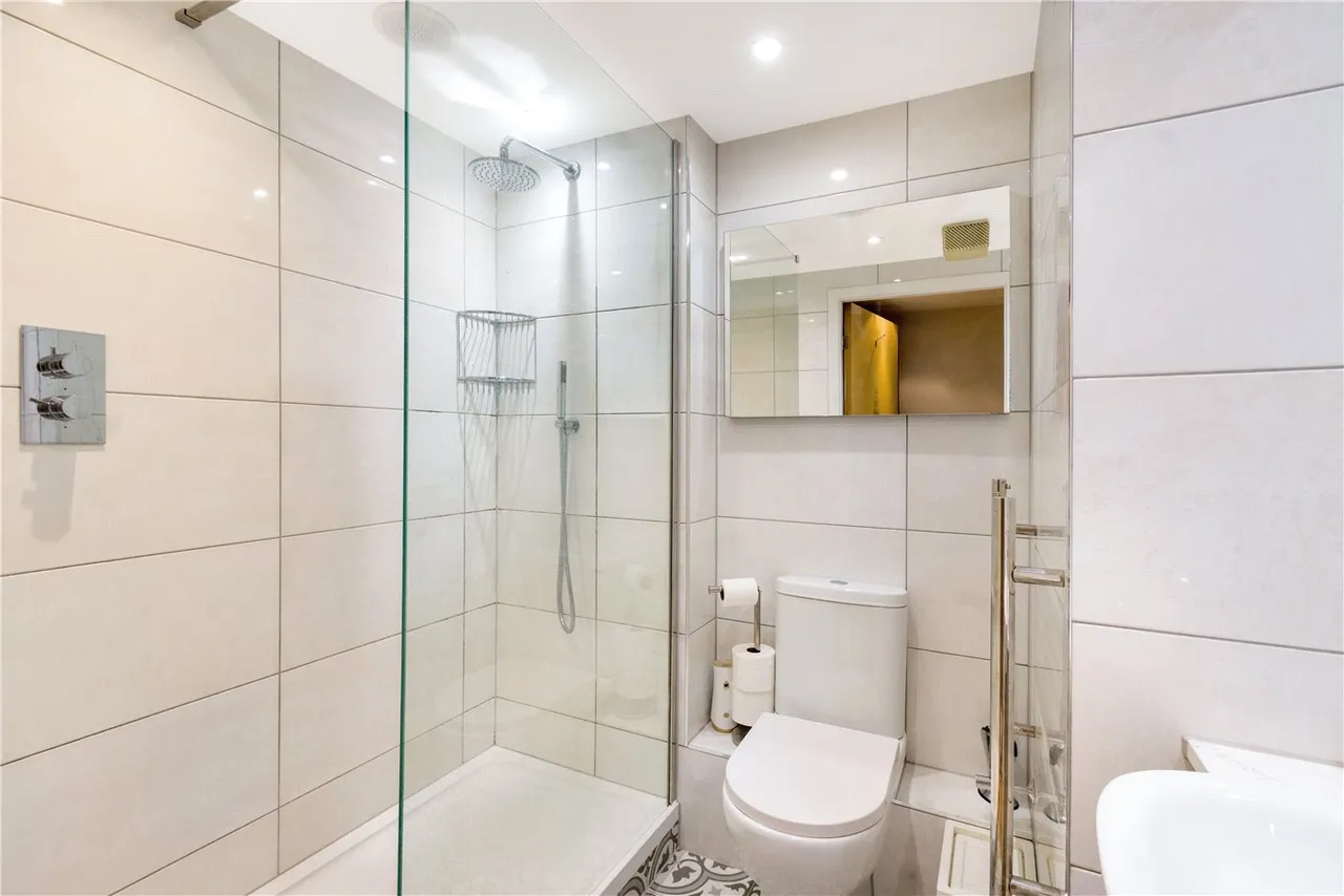 Aura Court, 163 Peckham Rye, Peckham Rye, London, SE15, photo 3
