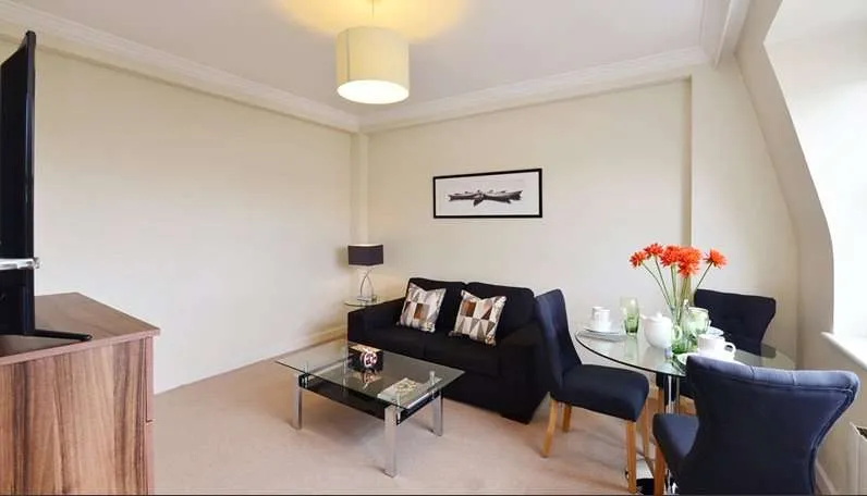 Hill Street, Mayfair, London, W1J 5LY, photo 2