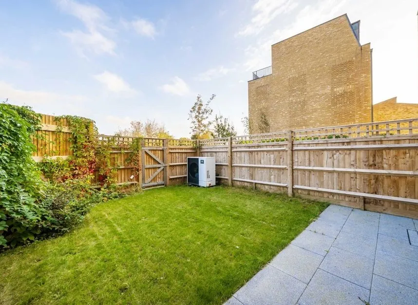 Bryanston Close, Norwood Green, UB2, photo 4