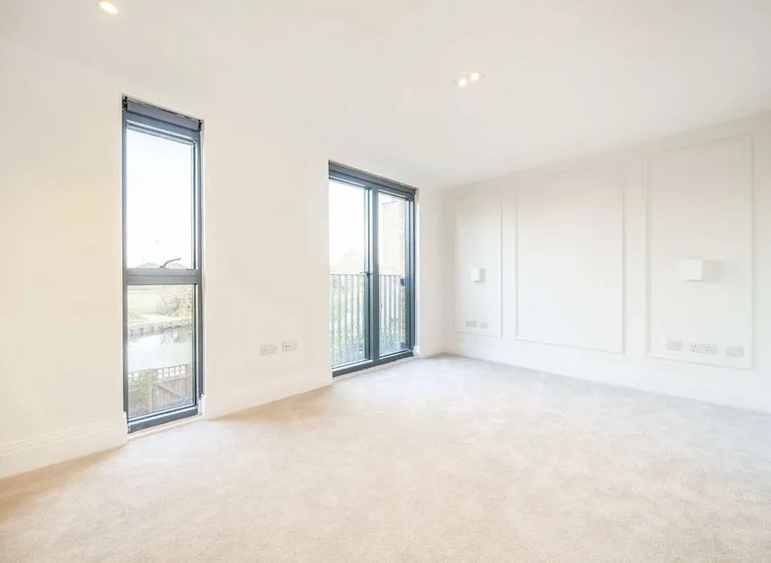 Bryanston Close, Norwood Green, UB2, photo 5