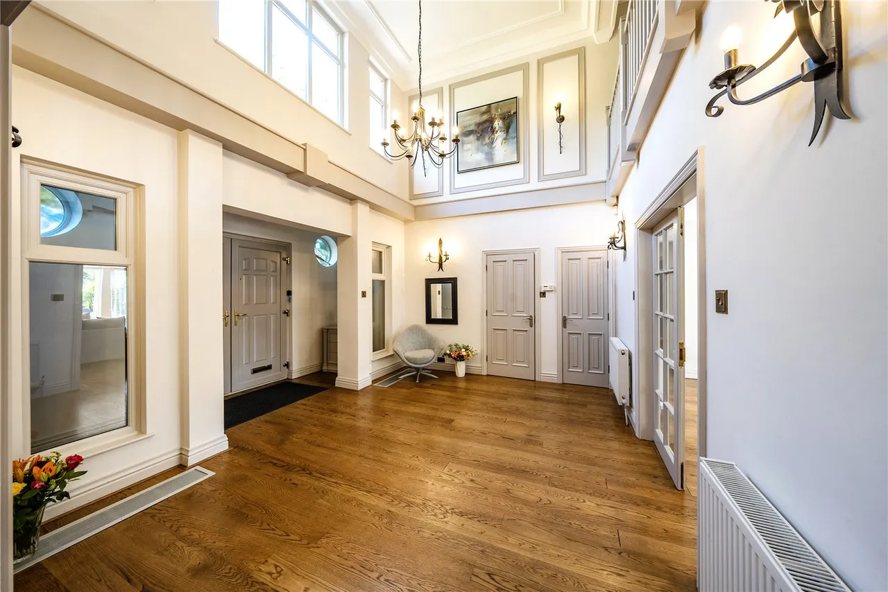 The Ridgeway, Cuffley, Hertfordshire, EN6 4BB, photo 5