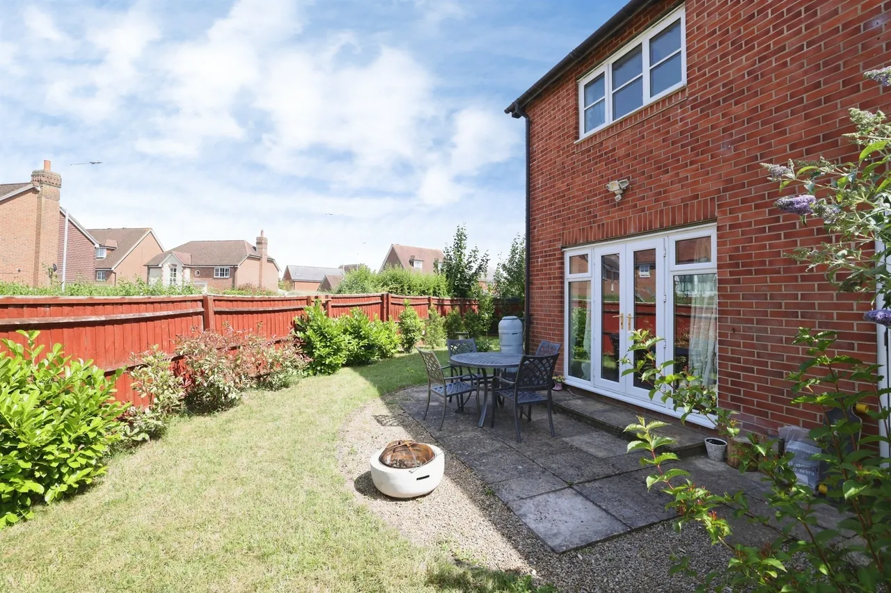 Dawbeney Drive, Amesbury, Salisbury, photo 10