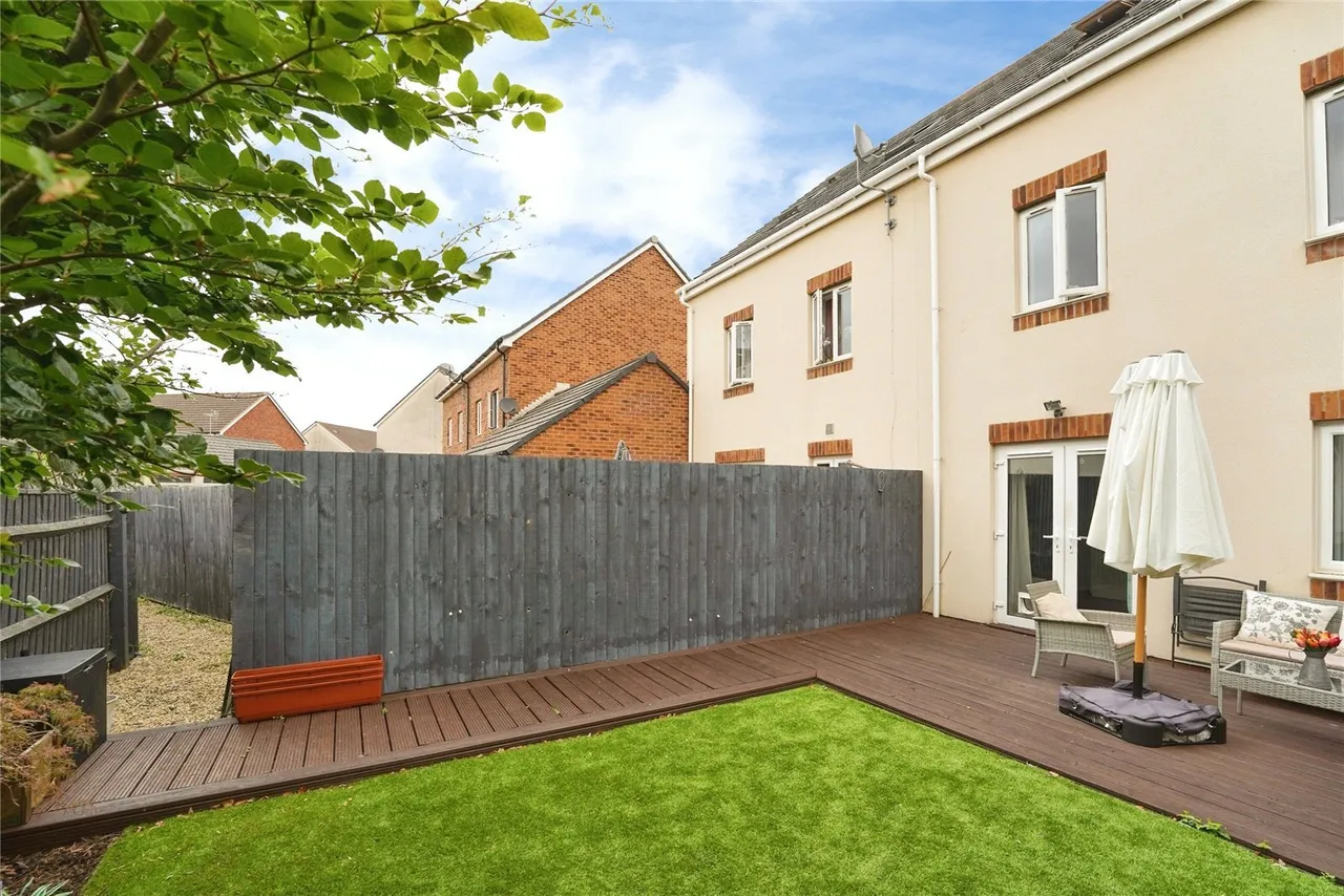 St. Mawgan Street Kingsway, Quedgeley, Gloucester, Gloucestershire, GL2, photo 18