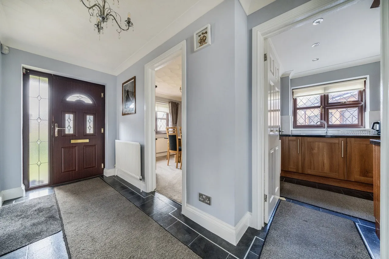 Beaton Close, Kent, DA9, photo 18