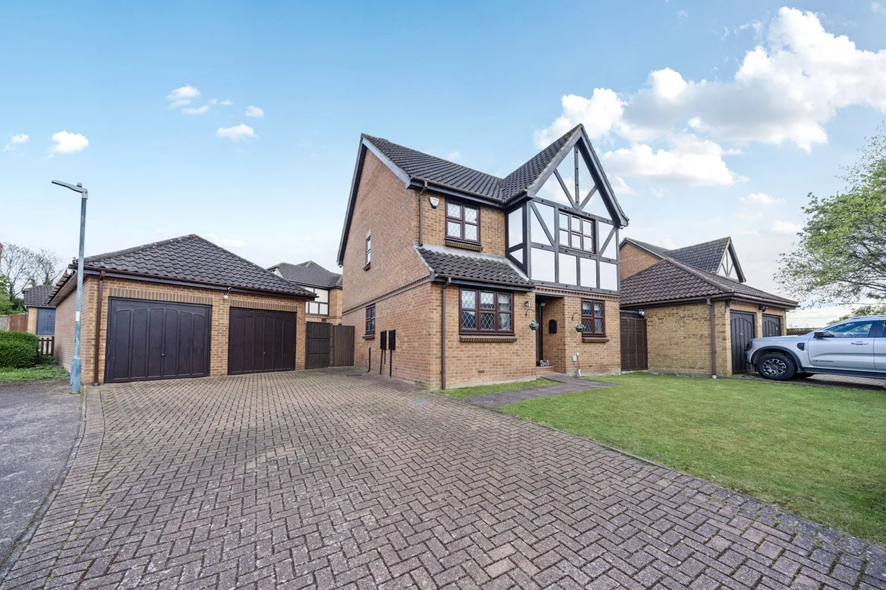 Beaton Close, Kent, DA9, photo 20
