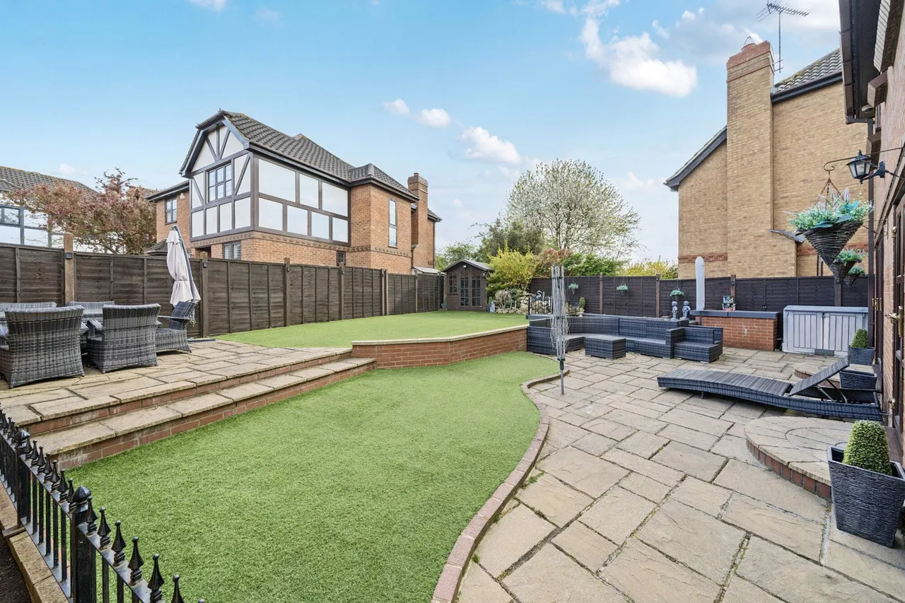Beaton Close, Kent, DA9, photo 14