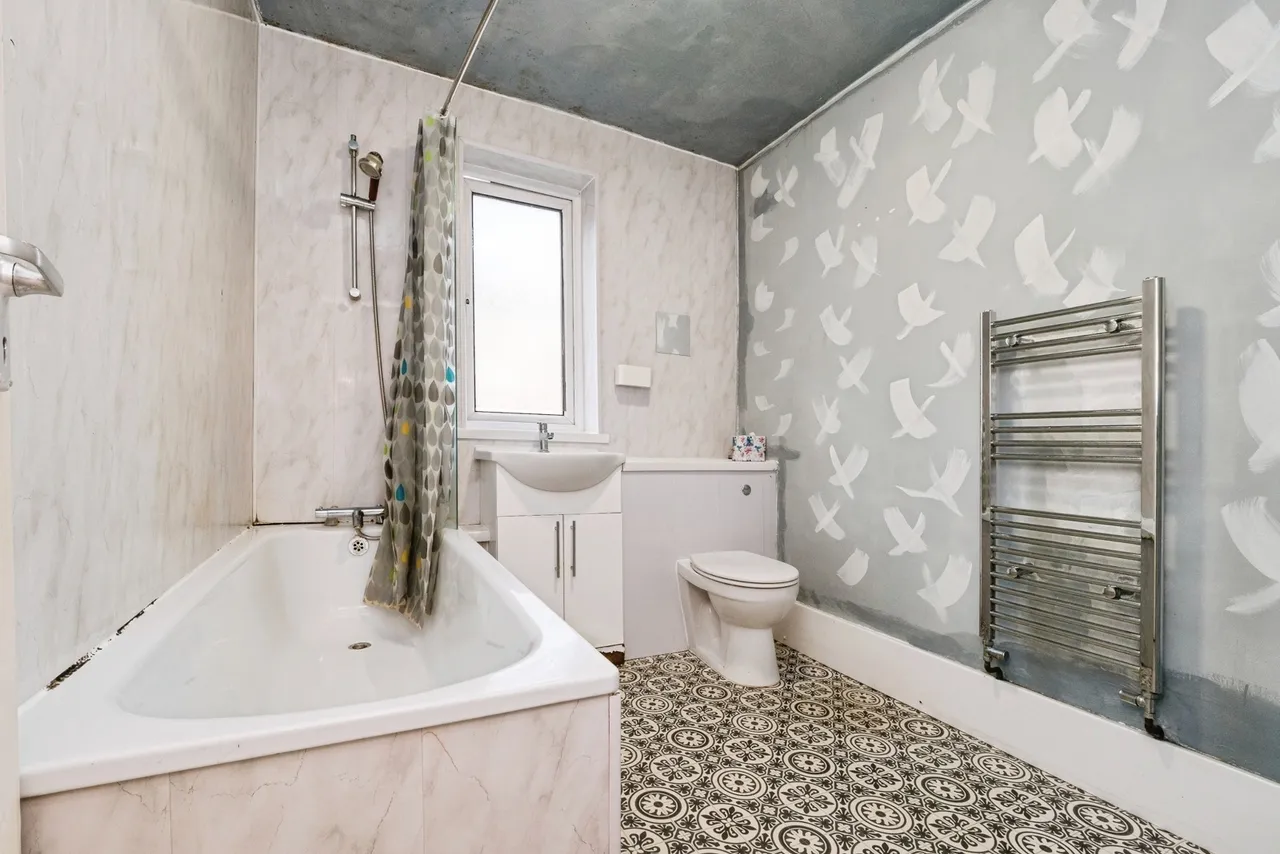 Diban Court, Diban Avenue, Hornchurch, RM12, photo 8