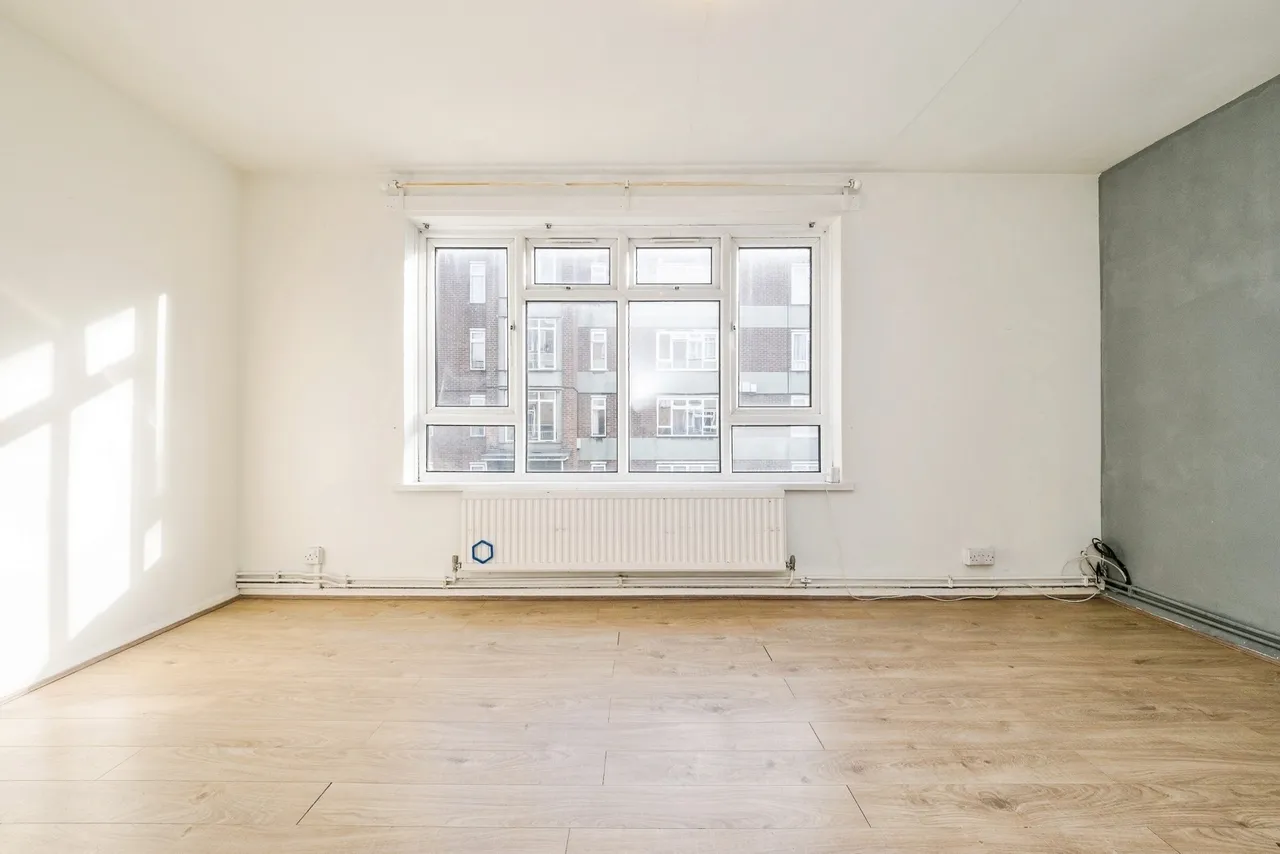 Diban Court, Diban Avenue, Hornchurch, RM12, photo 7