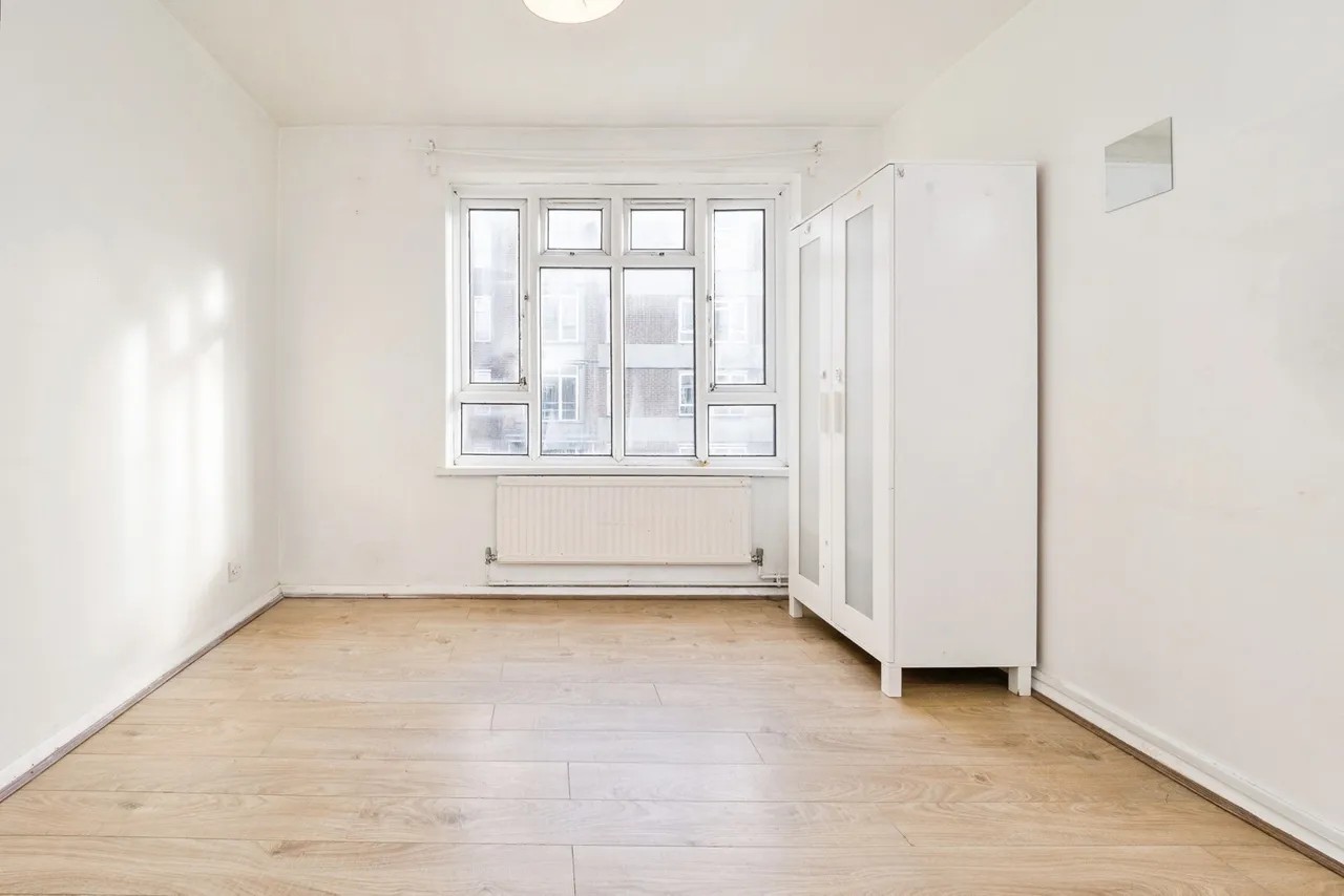 Diban Court, Diban Avenue, Hornchurch, RM12, photo 13