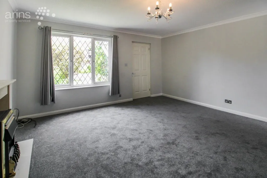 Trusthorpe Close, Lower Earley, RG6, photo 2