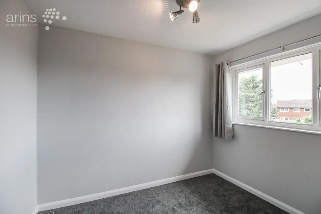 Trusthorpe Close, Lower Earley, RG6, photo 8