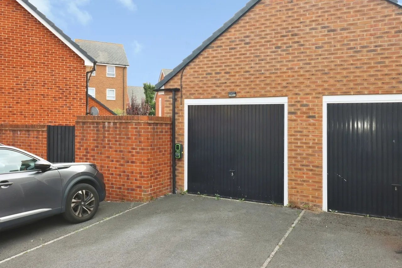 Brentnall Way, Fishponds, Bristol, BS16, photo 3