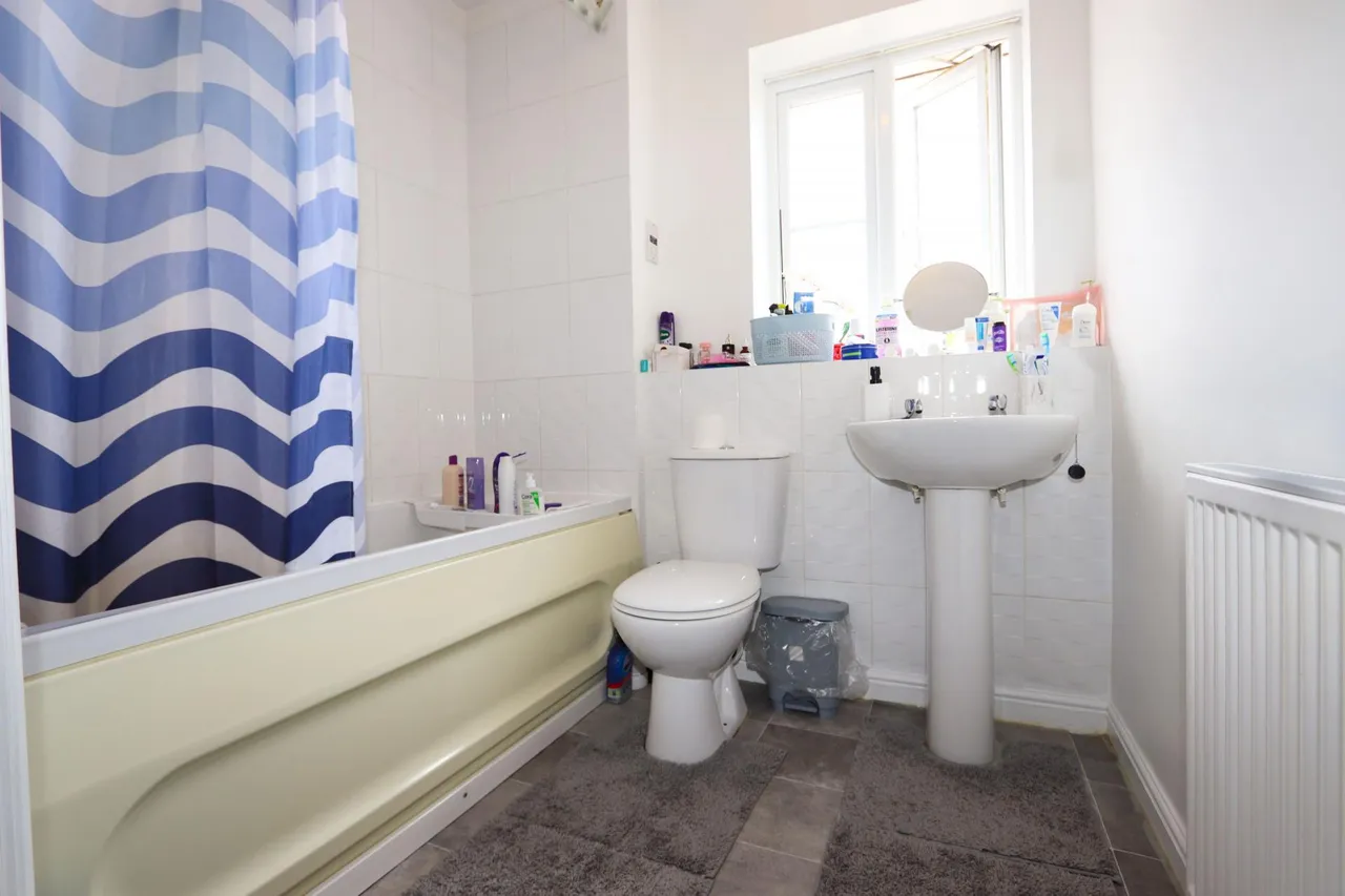 Hatfield Close, Corby, NN18, photo 6