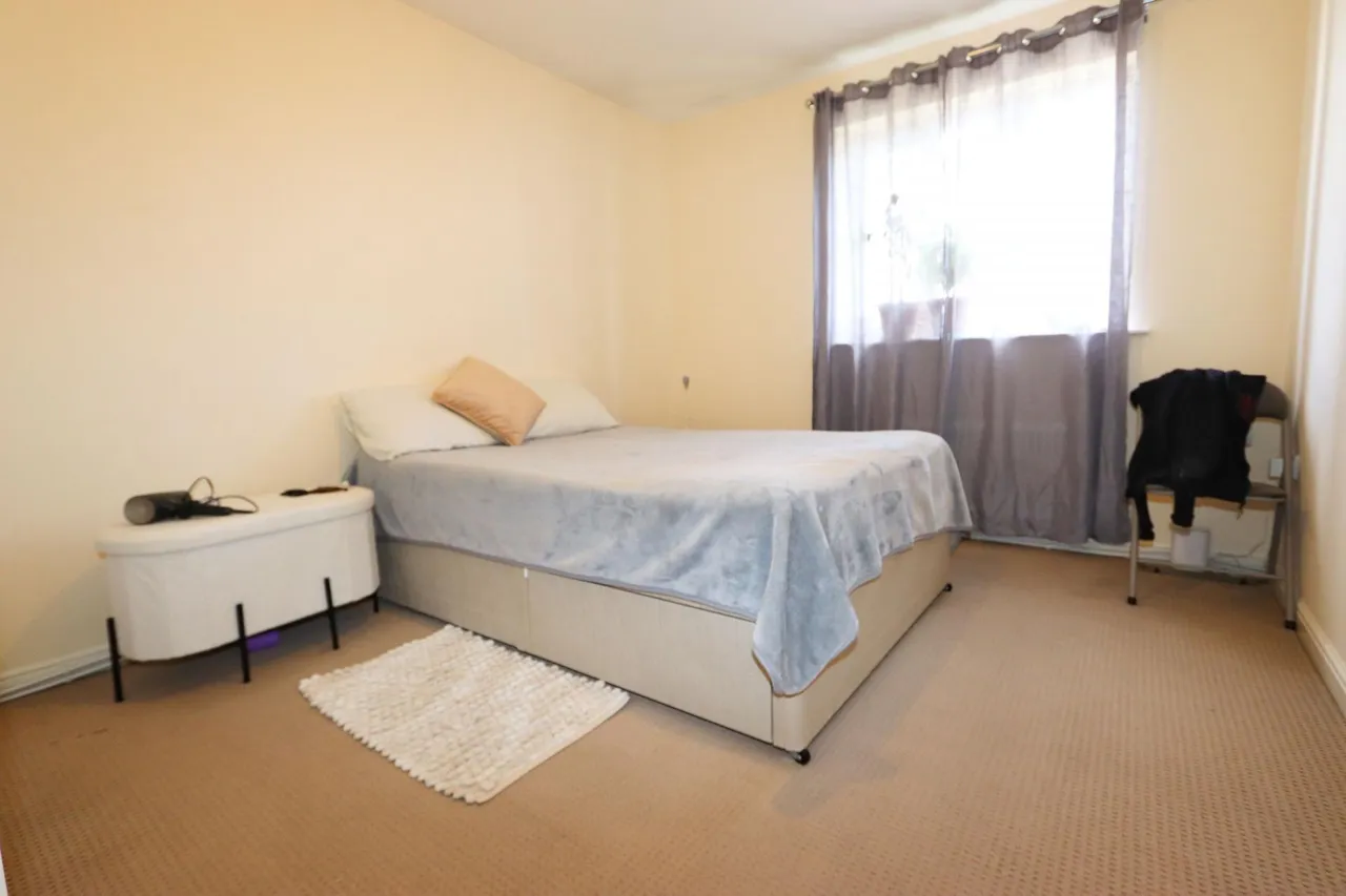 Hatfield Close, Corby, NN18, photo 9