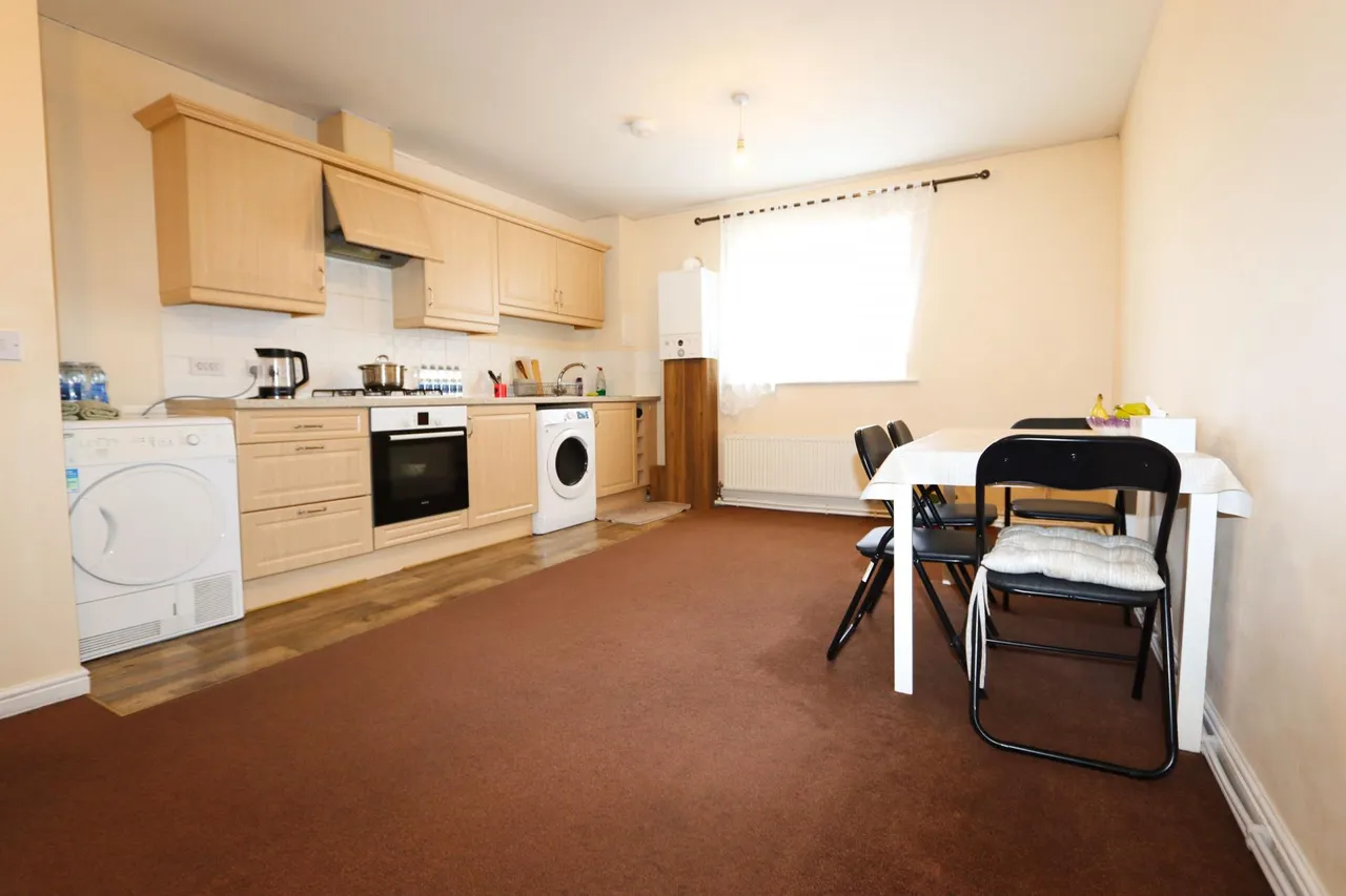 Hatfield Close, Corby, NN18, photo 7