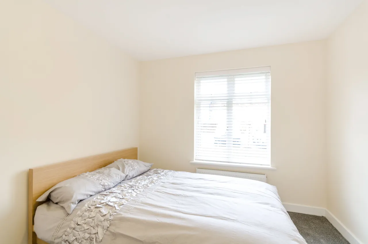 Woking, GU21, photo 8