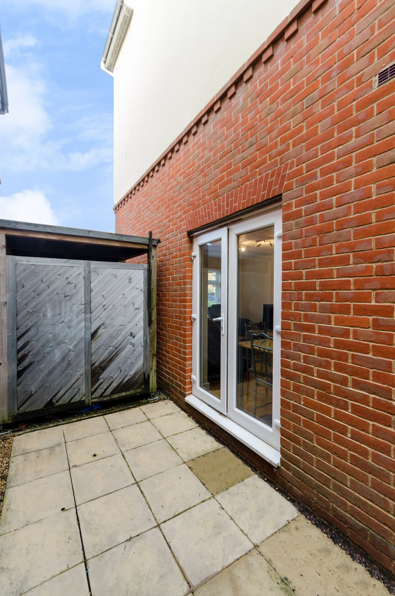 Woking, GU21, photo 11