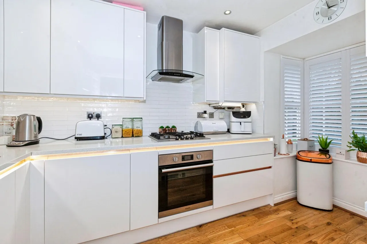 Crofthill Road, Slough, SL2, photo 6