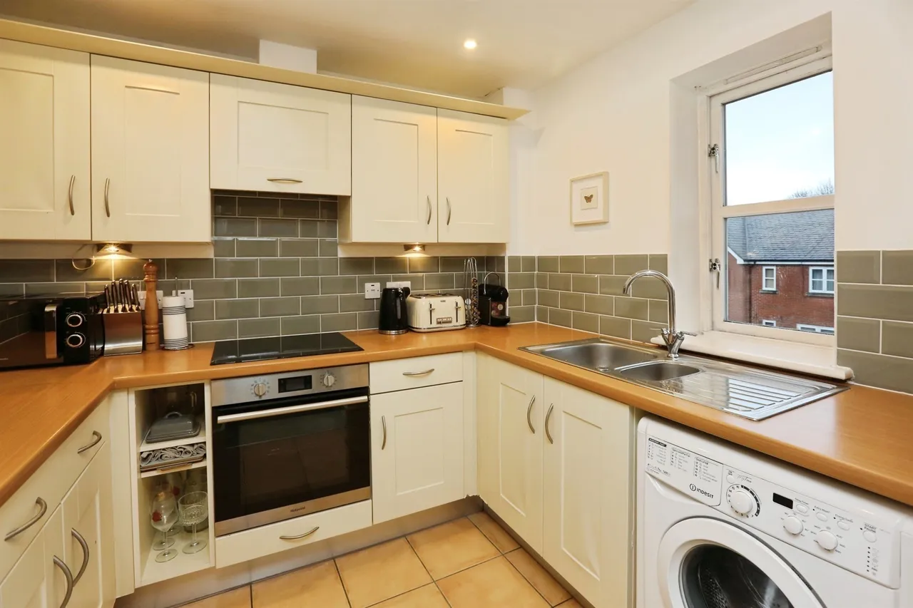 Consort Mews, Knowle, PO17, photo 7