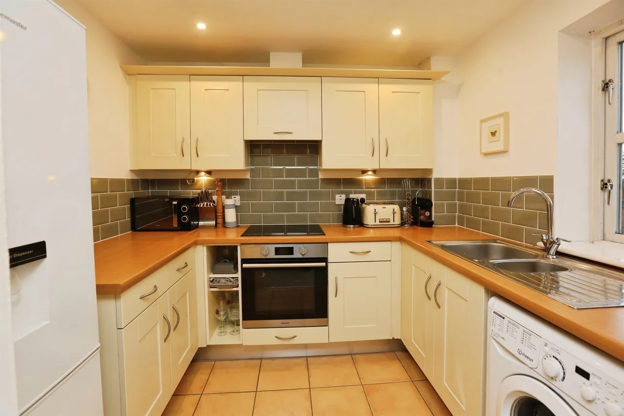 Consort Mews, Knowle, PO17, photo 8