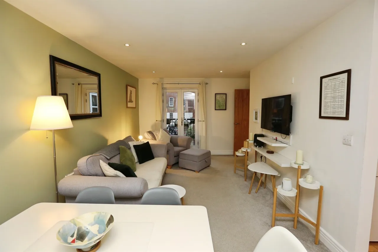 Consort Mews, Knowle, PO17, photo 5