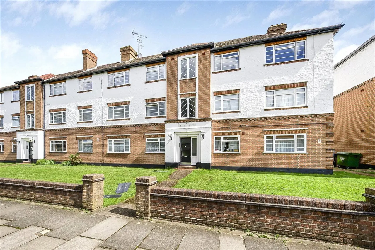 Churchview Road, Twickenham, TW2, photo 11