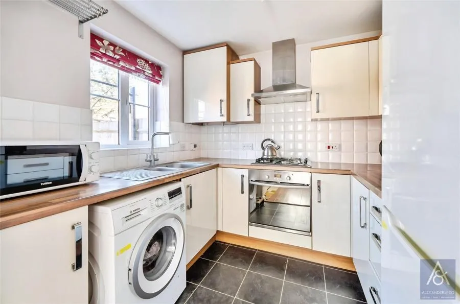 Whitehead Way, Buckingham, MK18, photo 2