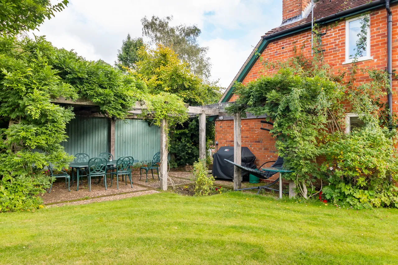 Perrys Farm, London Minstead, Lyndhurst, SO43 7FT, photo 23