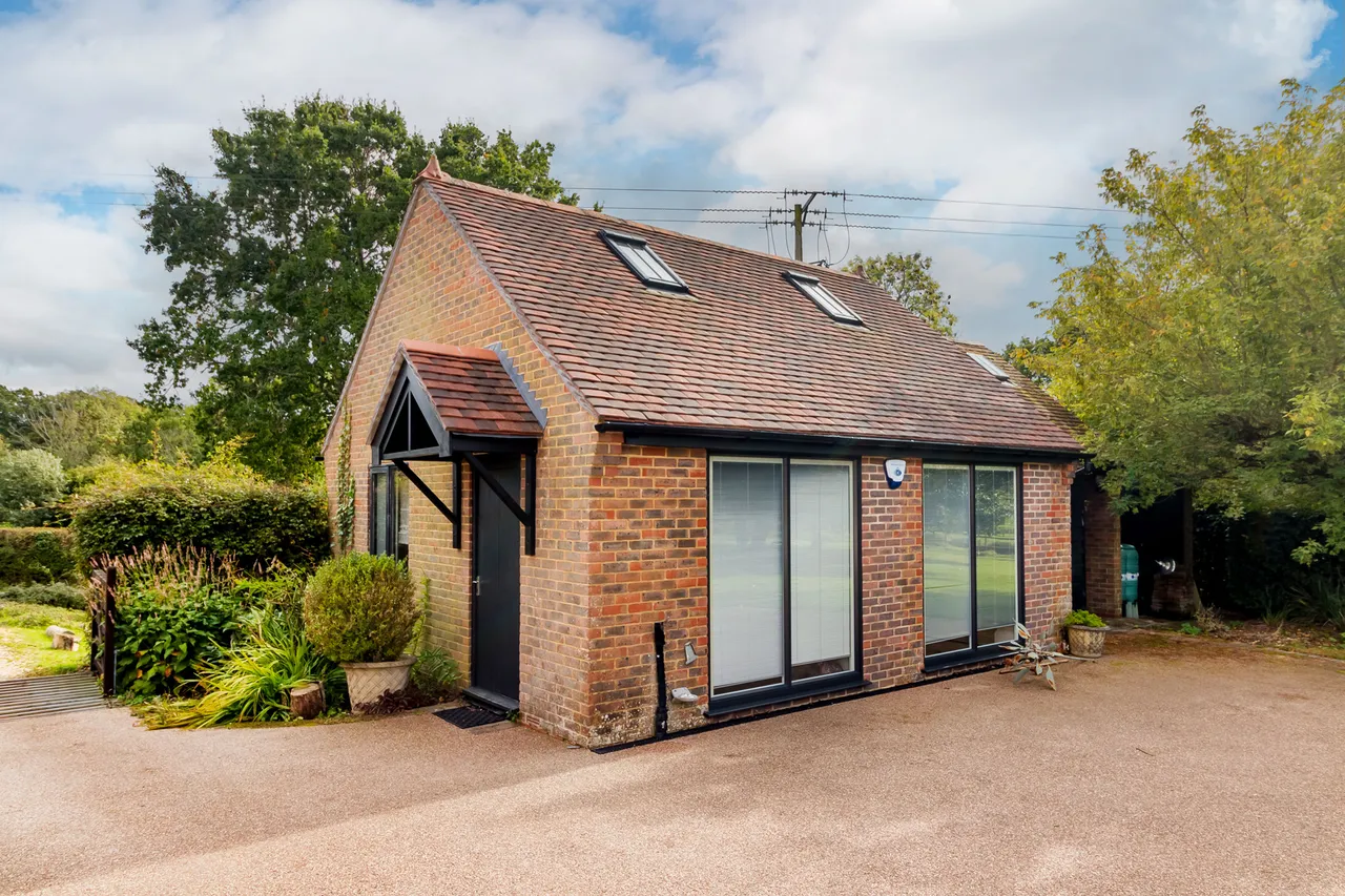 Perrys Farm, London Minstead, Lyndhurst, SO43 7FT, photo 18