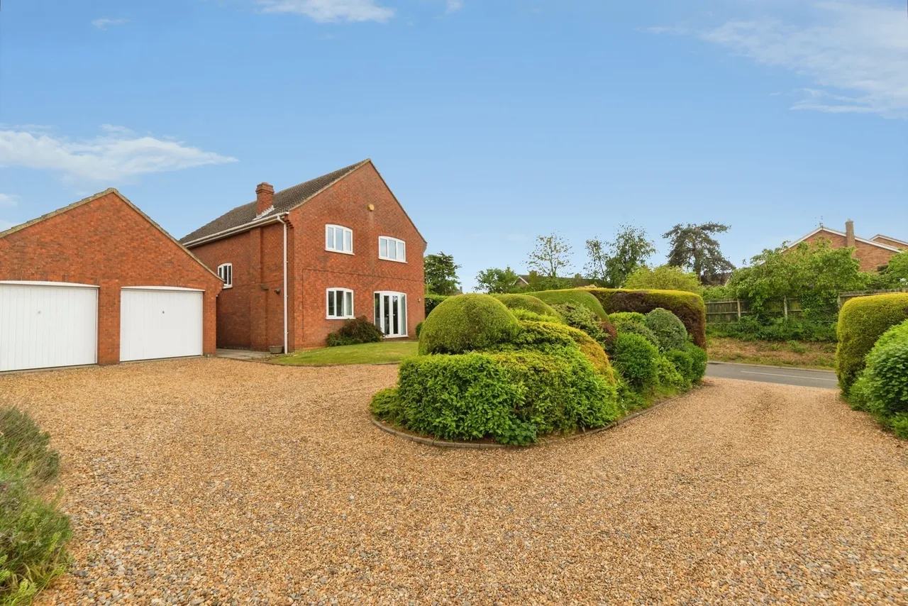 4 bed house for sale — Tempsford Road, Everton, Sandy, Bedfordshire, SG19