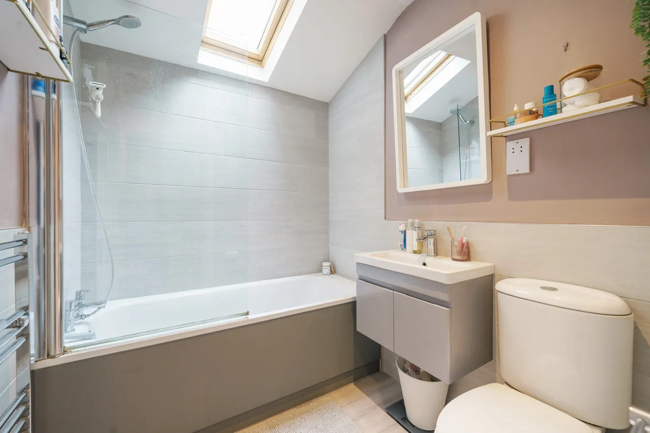 Broughton Road, London, SW6, photo 7
