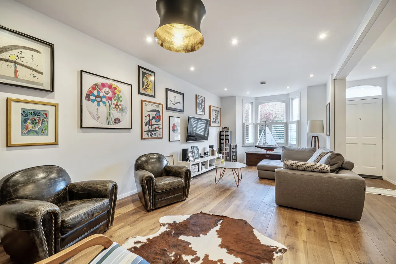 49 Basuto Road, London, photo 2